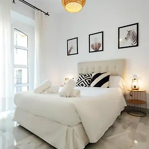 Apartment Alohamundi Almansa Ii, Seville